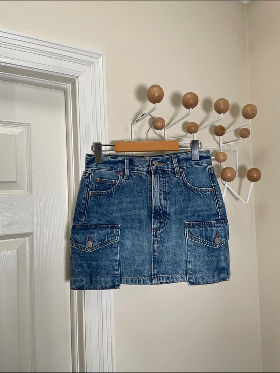 Denim Forum Dresses & Skirts - Aritzia Denim Forum 90 mid-rise Cargo Mini Shirt - Blue - 23